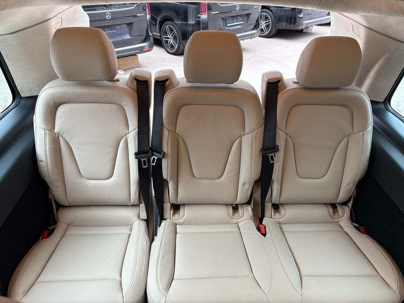2025 Mercedes-Benz CLA V300 CDI W447 photo 12