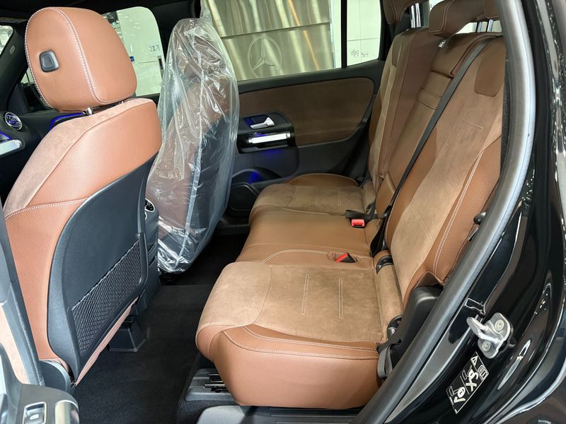 2026 Mercedes-Benz B-Class AMG GLB35 4MATIC photo 11