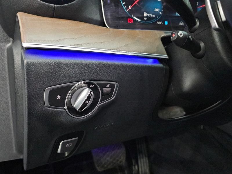 2021 Mercedes-Benz E-Class E250 Exclusive photo 27
