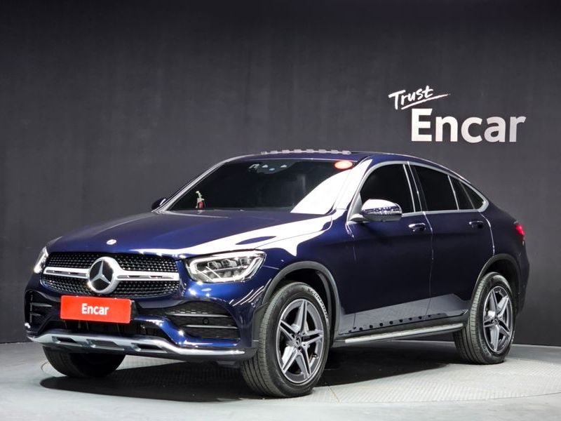 2023 Mercedes-Benz C-Class GLC300e 4MATIC Coupe photo 1