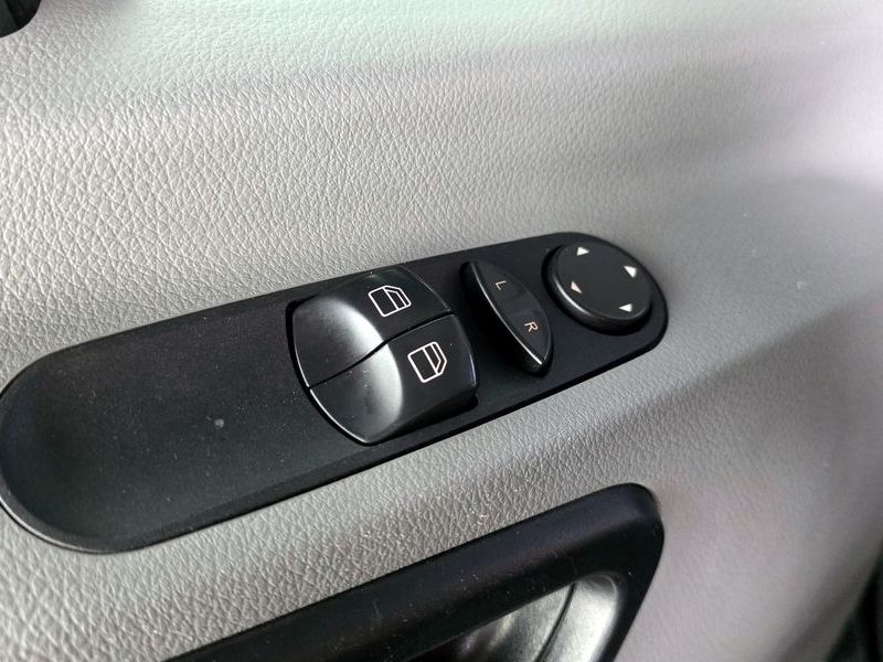2017 Mercedes-Benz 스프린터 3.0 Diesel W906 photo 12