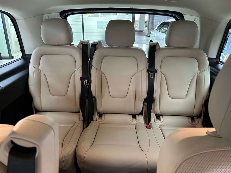 2025 Mercedes-Benz CLA V300 CDI W447 photo 15