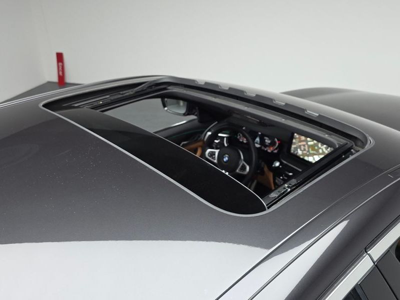 2023 BMW 5 Series 520i M Sport photo 17
