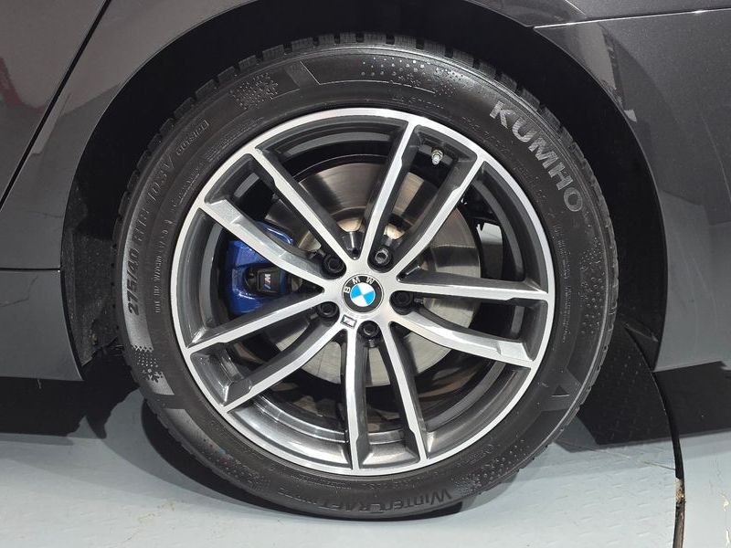 2023 BMW 5 Series 520i M Sport photo 21