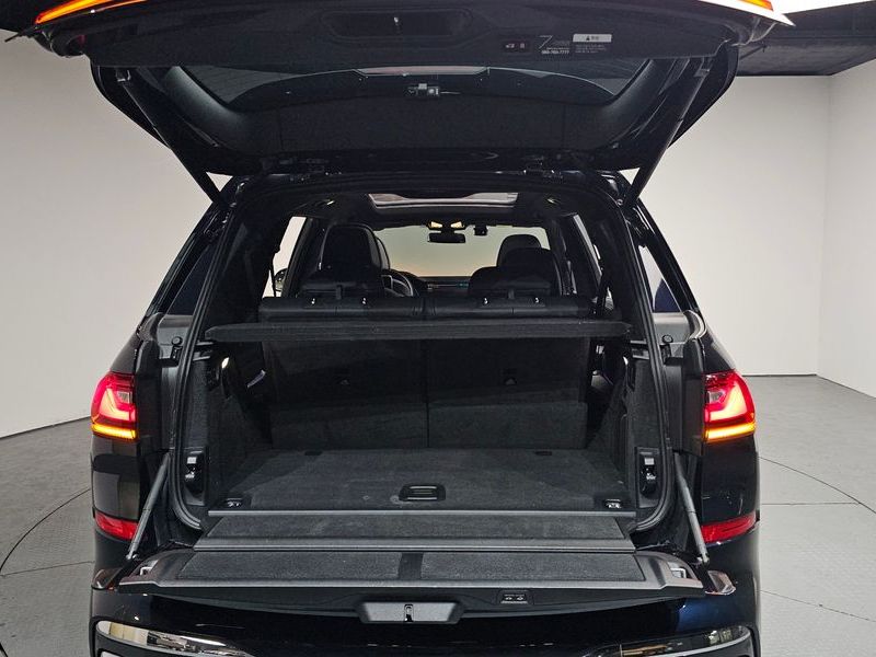 2021 BMW X7 xDrive 40i M Sport 6STR photo 20