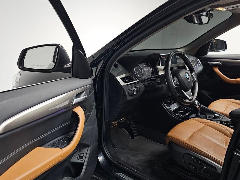 2021 BMW X1 xDrive 20i xLine photo 10