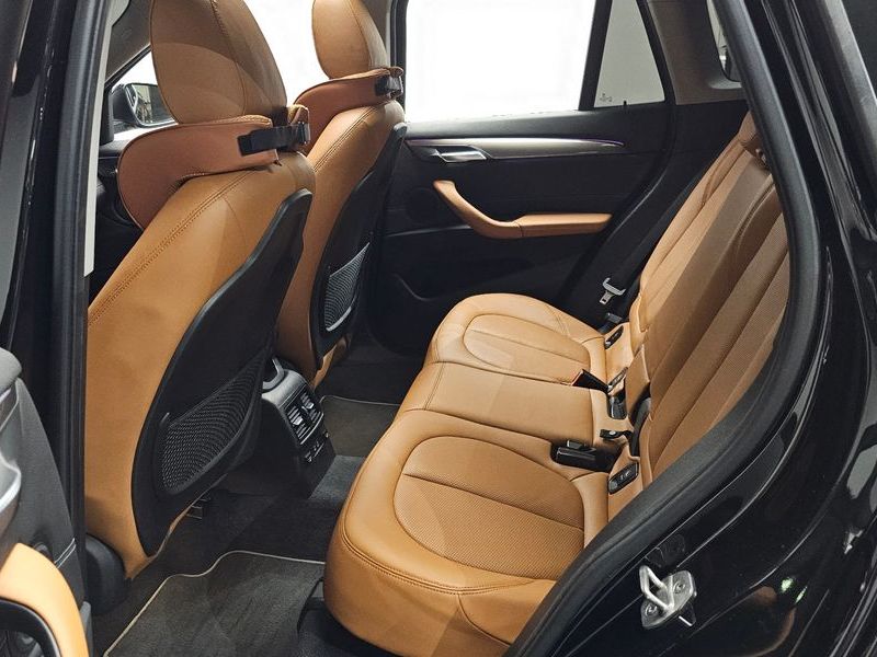 2021 BMW X1 xDrive 20i xLine photo 12