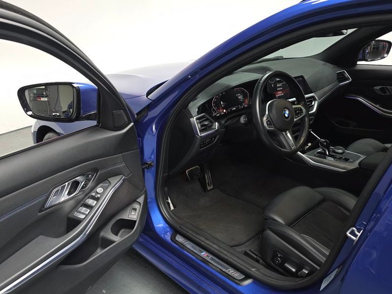 2021 BMW 3 Series 320d Touring M Sport photo 10