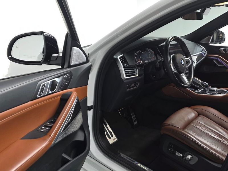 2023 BMW X6 M50i photo 12