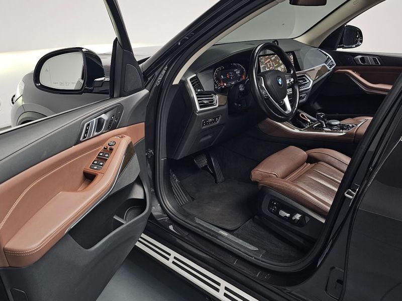 2020 BMW X5 xDrive 30d xLine photo 10