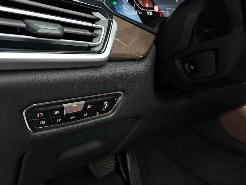 2020 BMW X5 xDrive 30d xLine photo 18