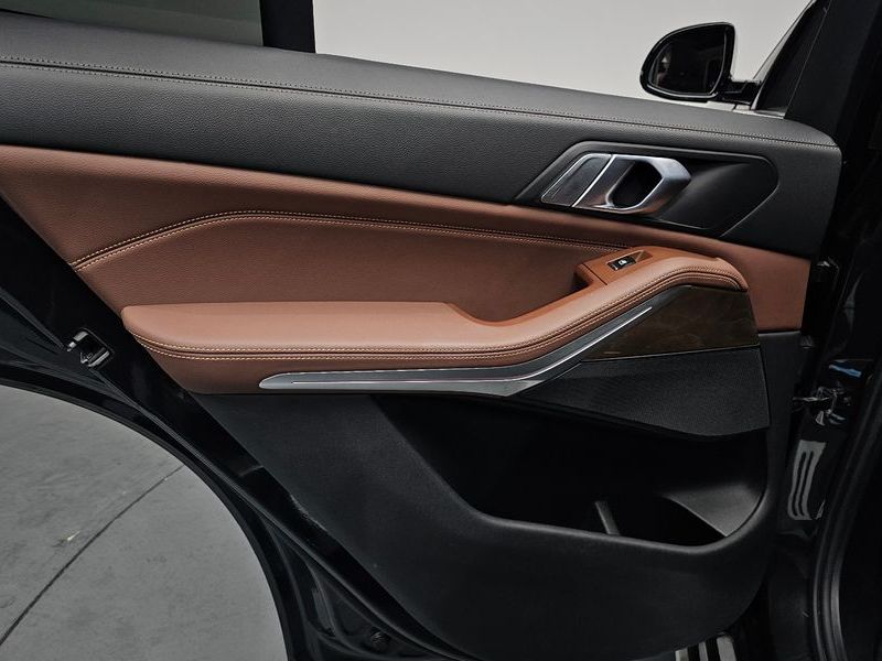 2020 BMW X5 xDrive 30d xLine photo 25