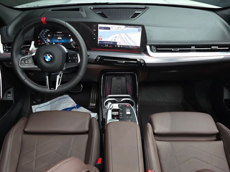 2025 BMW X1 M35i xDrive photo 7