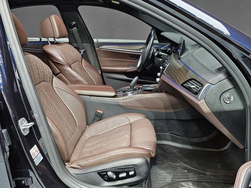 2018 BMW 5 Series 520d M Sport Package Plus photo 12