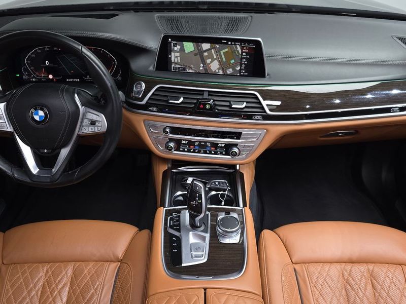 2020 BMW 7 Series 730Ld xDrive Design Pure Excellence photo 7