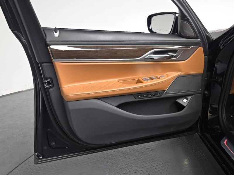 2020 BMW 7 Series 730Ld xDrive Design Pure Excellence photo 24