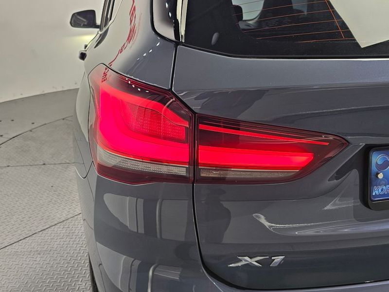 2022 BMW X1 xDrive 20i xLine photo 23