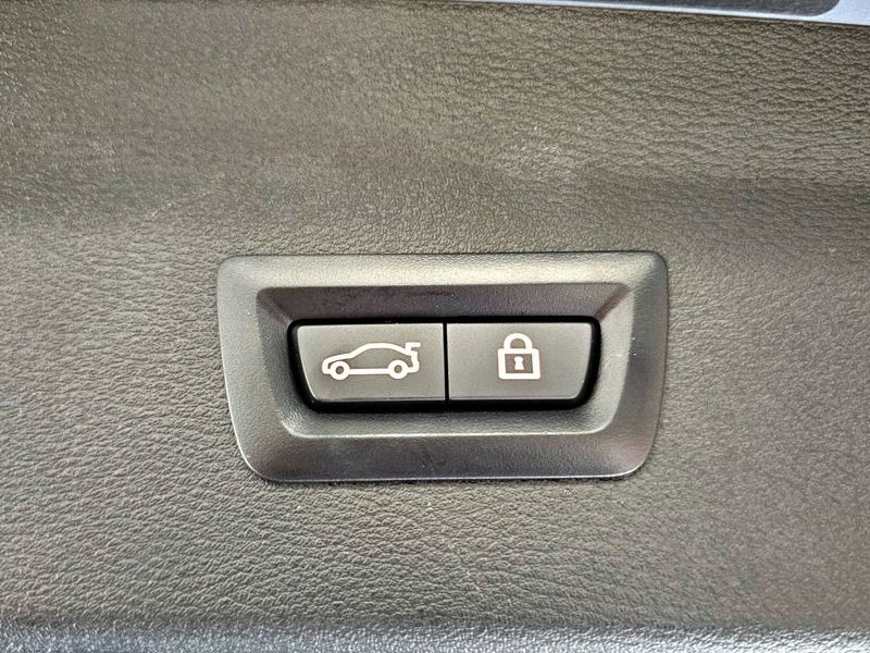 2022 BMW X1 xDrive 20i xLine photo 29