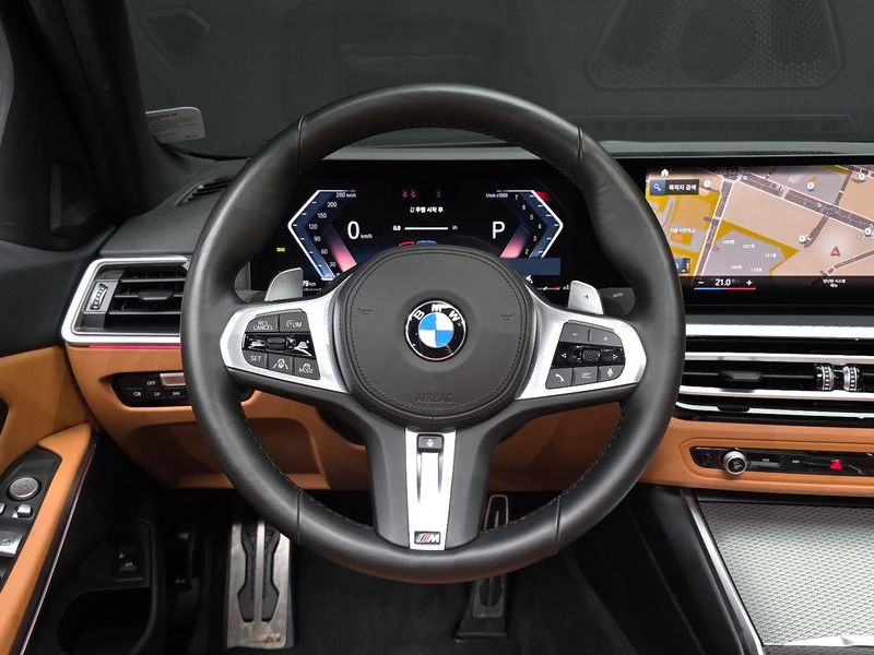 2023 BMW 3 Series 320i M Sport photo 13