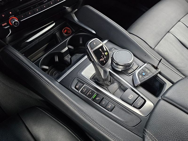 2018 BMW X6 xDrive 30d photo 9
