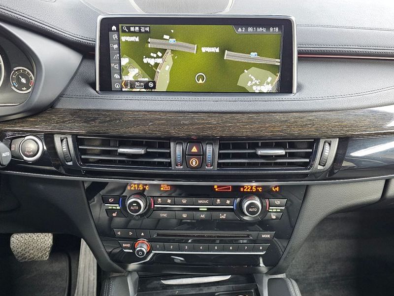 2018 BMW X6 xDrive 30d photo 12