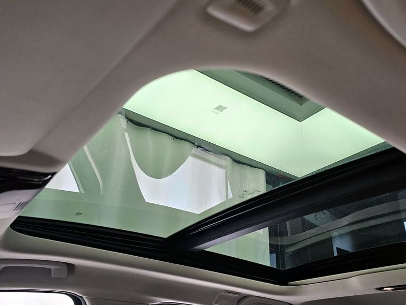 2021 BMW 3 Series 320i Touring Luxury photo 19
