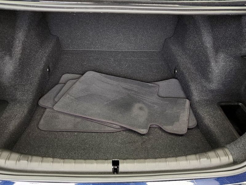 2019 BMW 5 Series 520i Luxury photo 20
