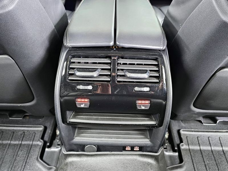 2021 BMW 5 Series 523d Luxury photo 18