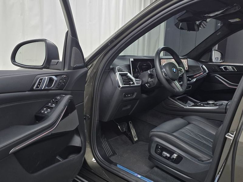 2026 BMW X7 xDrive 40i M Sport 7STR photo 10