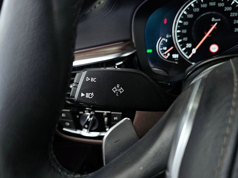 2018 BMW 5 Series 530i M Sport Package Plus photo 28