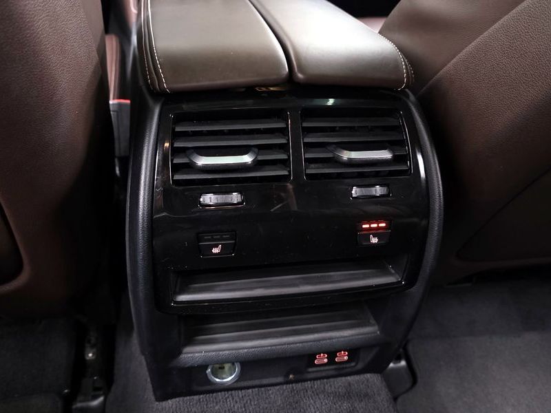 2021 BMW 5 Series 523d Luxury photo 18