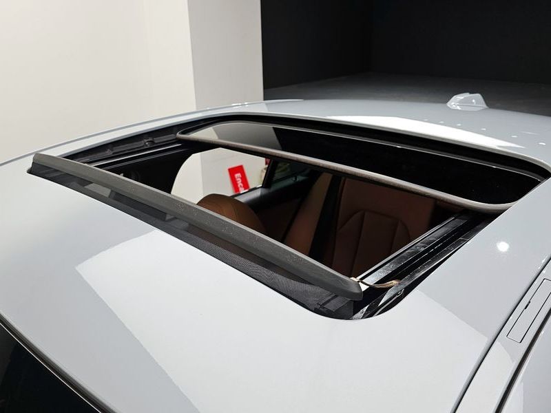 2026 BMW 3 Series 320i M Sport photo 19
