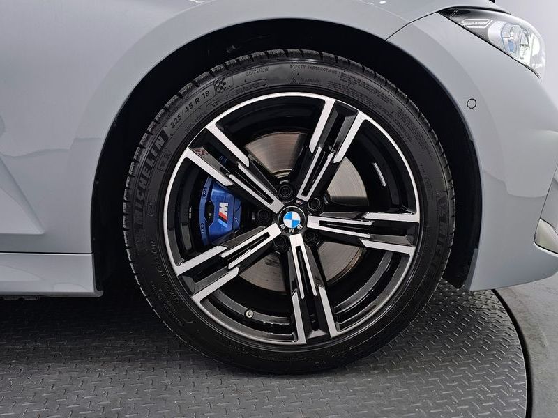 2026 BMW 3 Series 320i M Sport photo 21