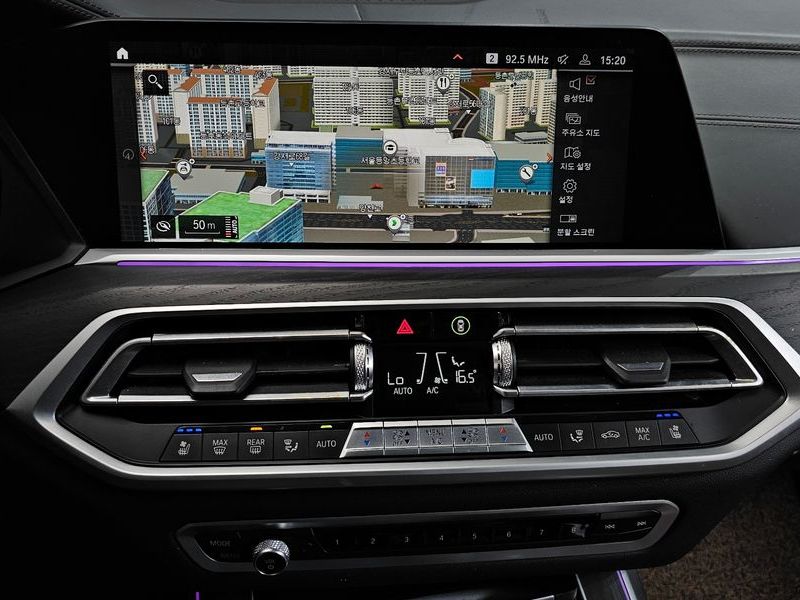 2022 BMW X7 xDrive 40d Design Pure Excellence 7-Seater photo 15