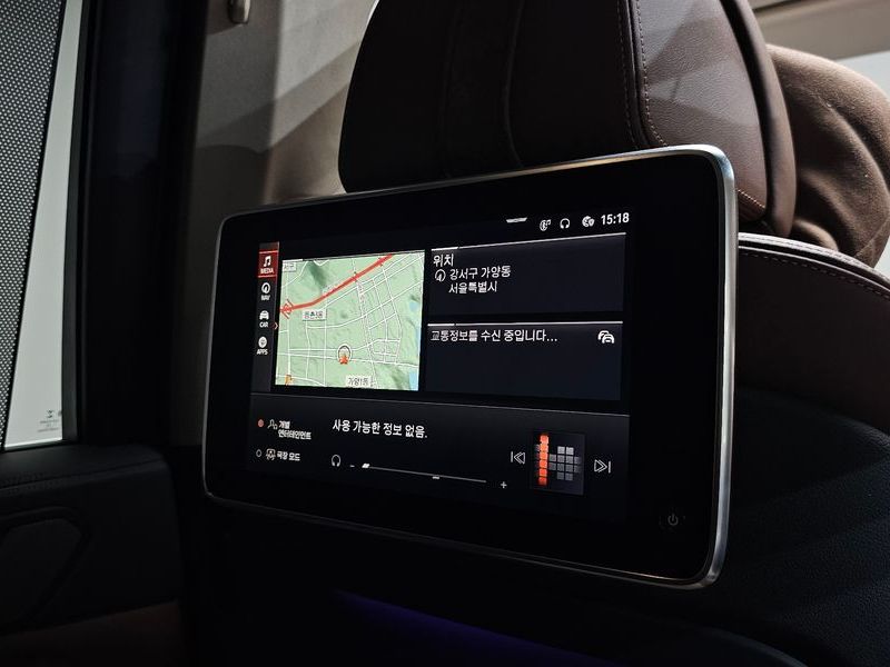 2022 BMW X7 xDrive 40d Design Pure Excellence 7-Seater photo 18
