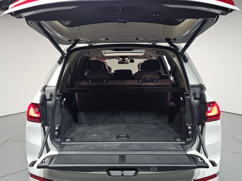 2022 BMW X7 xDrive 40d Design Pure Excellence 7-Seater photo 20