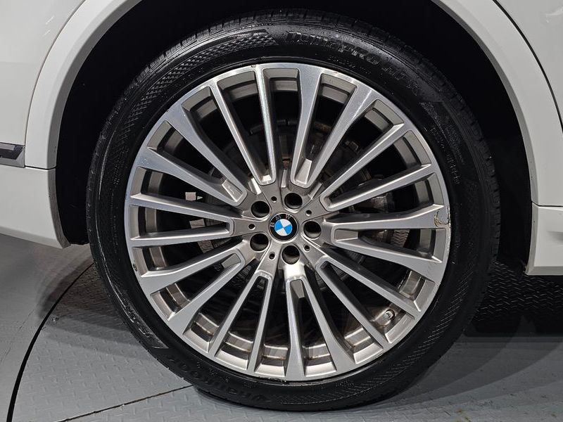 2022 BMW X7 xDrive 40d Design Pure Excellence 7-Seater photo 21