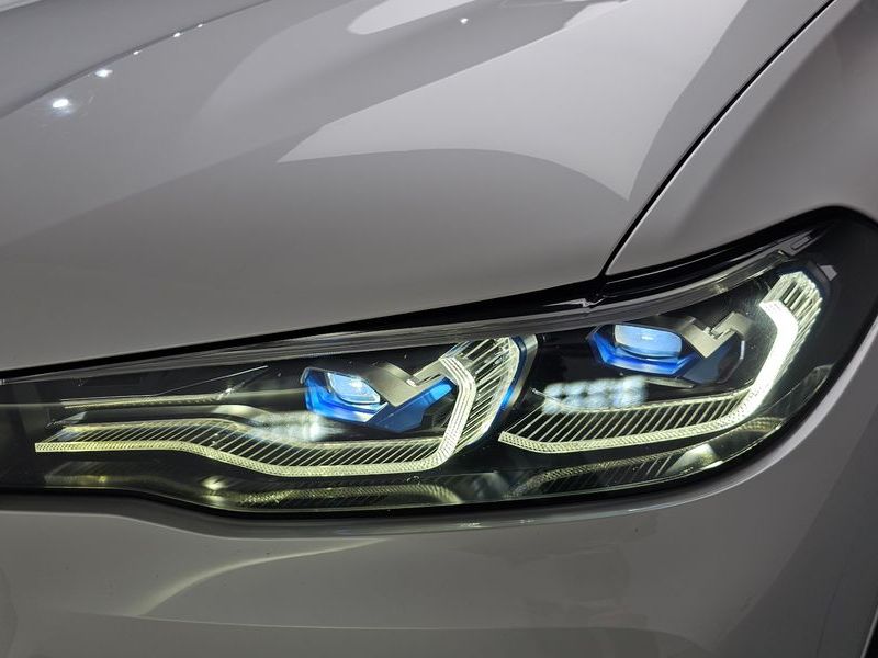 2022 BMW X7 xDrive 40d Design Pure Excellence 7-Seater photo 22
