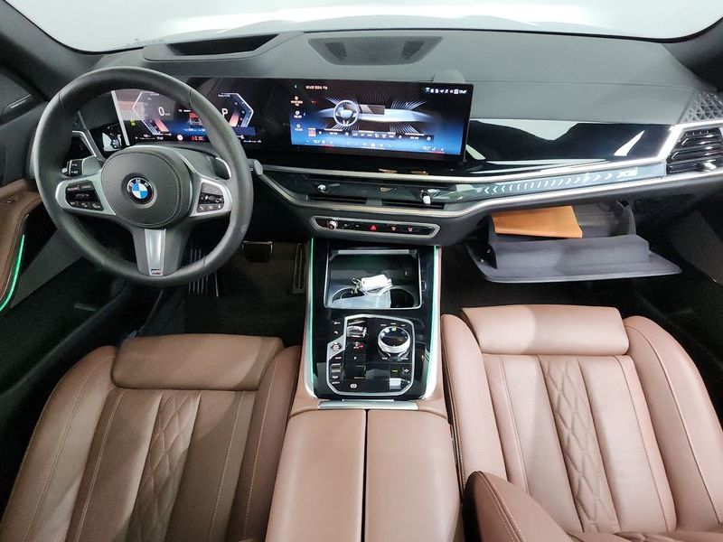2026 BMW X5 xDrive 40d M Sport Online Exclusive Editon photo 7