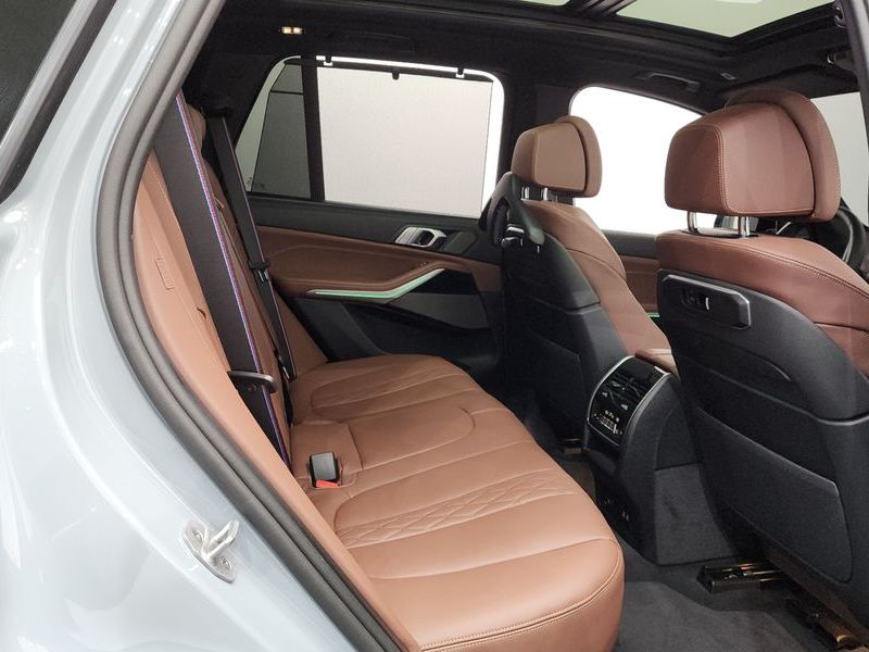 2026 BMW X5 xDrive 40d M Sport Online Exclusive Editon photo 11