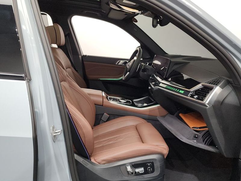 2026 BMW X5 xDrive 40d M Sport Online Exclusive Editon photo 26