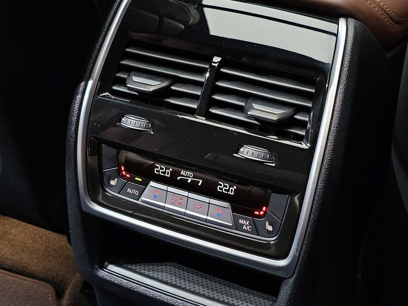 2022 BMW X6 xDrive30d M Sport photo 18