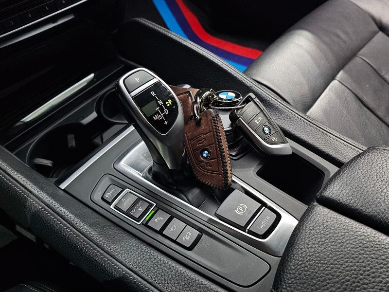 2017 BMW X6 xDrive 30d photo 9