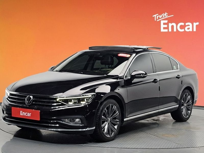 2021 Volkswagen Passat 2.0 TDI 4Motion Prestige photo 1
