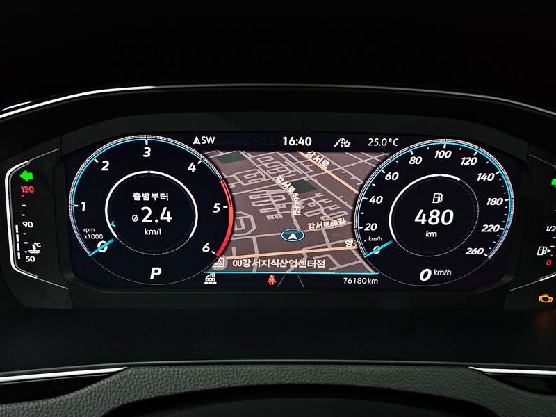 2021 Volkswagen Passat 2.0 TDI 4Motion Prestige photo 8