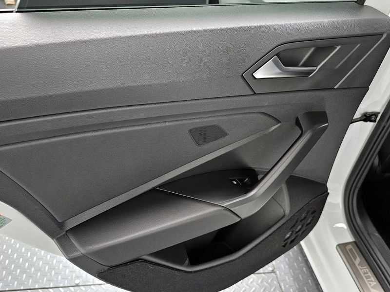 2024 Volkswagen Jetta 1.5 TSI Prestige photo 25