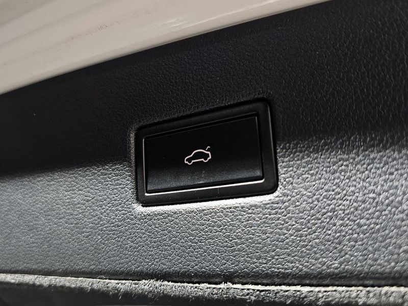 2020 Volkswagen Tiguan 2.0 TDI 4Motion Prestige photo 17