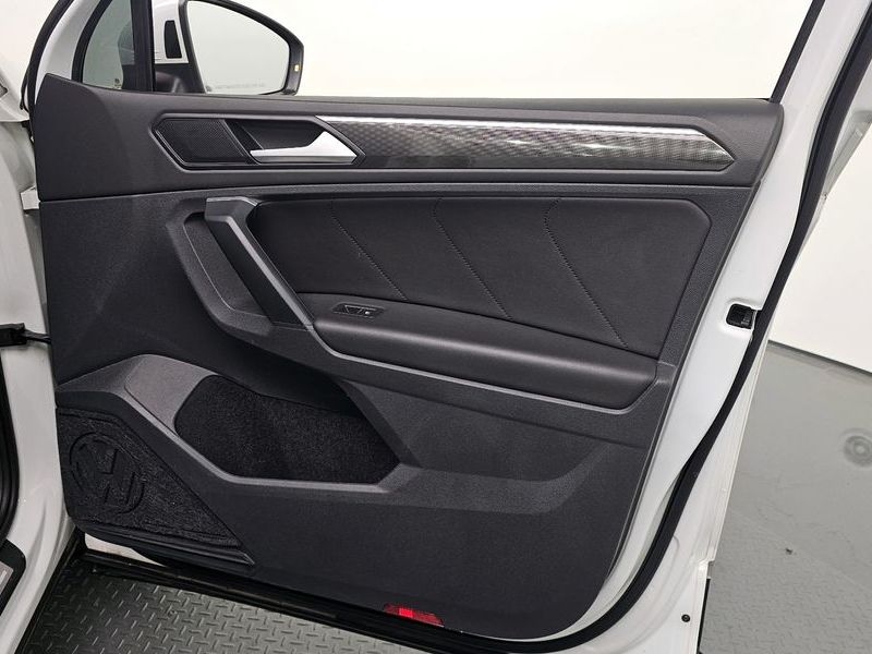 2020 Volkswagen Tiguan 2.0 TDI 4Motion Prestige photo 24