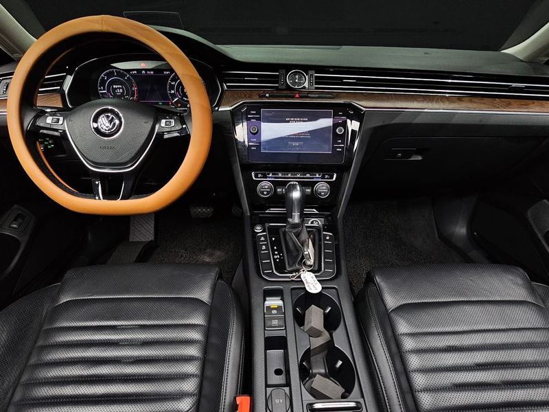 2018 Volkswagen Passat 2.0 TDI Prestige photo 7
