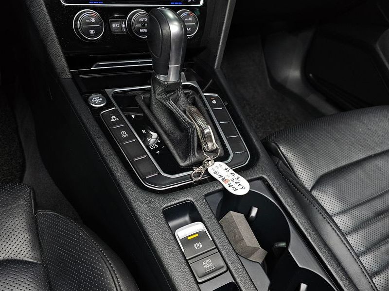 2018 Volkswagen Passat 2.0 TDI Prestige photo 9